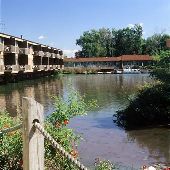 Indian Oak Resort