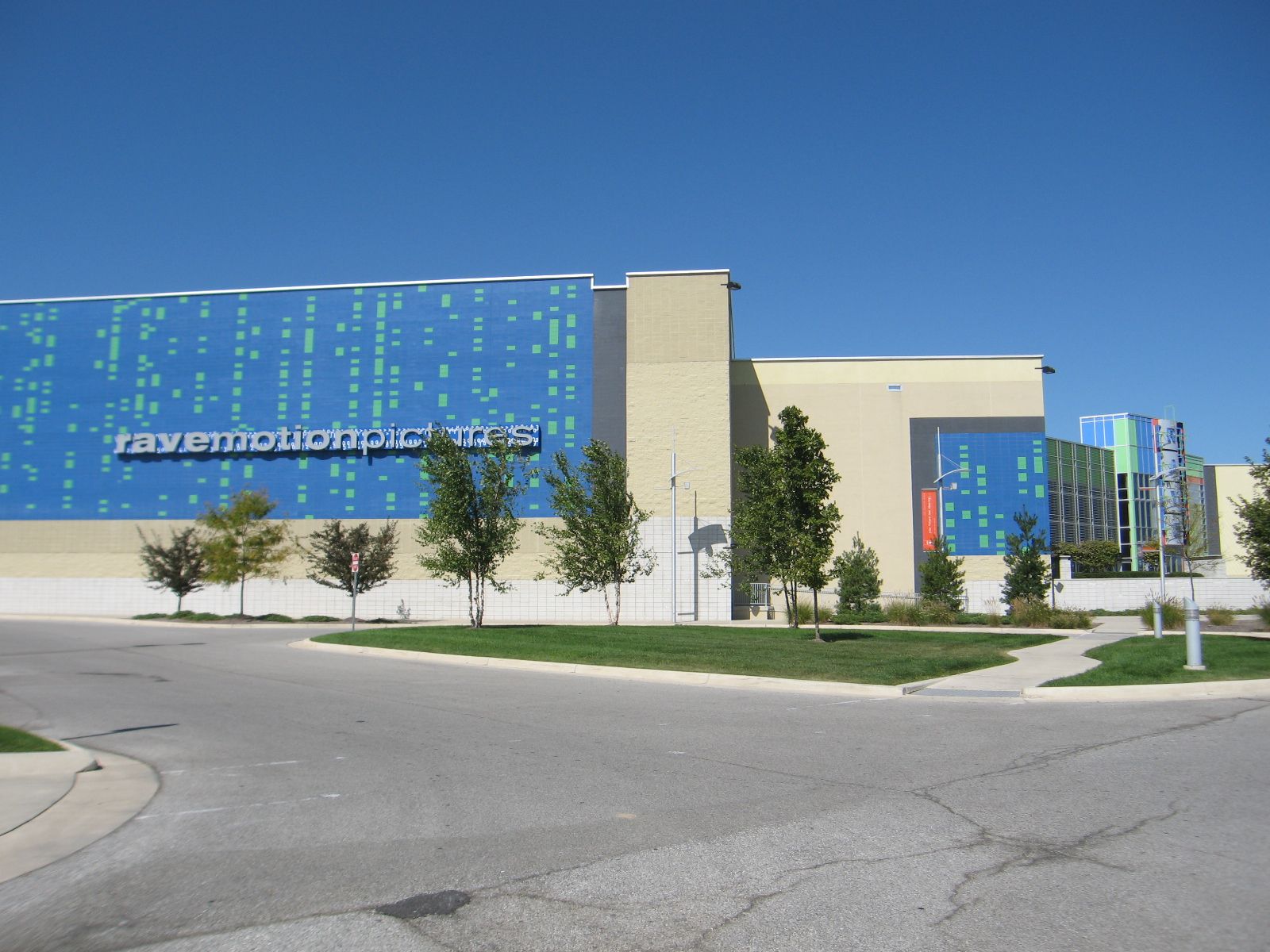 Locations Hub - Metropolis Mall